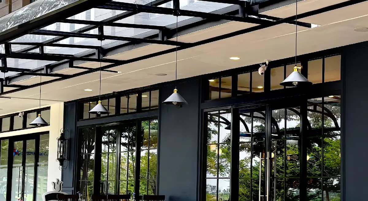 Ruko Sapphire — Boulevard Utama ROW 34 m dengan Parkir Lega di Muka Unit